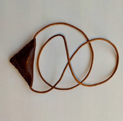 Üçgen Deri Cevşen ( Nar Kırmızı) - 1